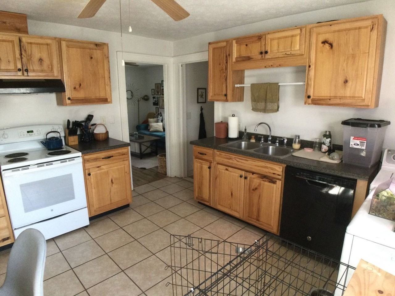 6273 Centennial Rd - Photo 6 of 7