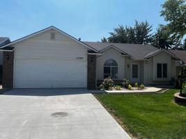 featured image of 11283 W Glen Ellyn Dr