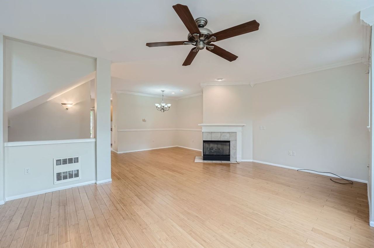 5004 Lake Pl S #A - Photo 5 of 15