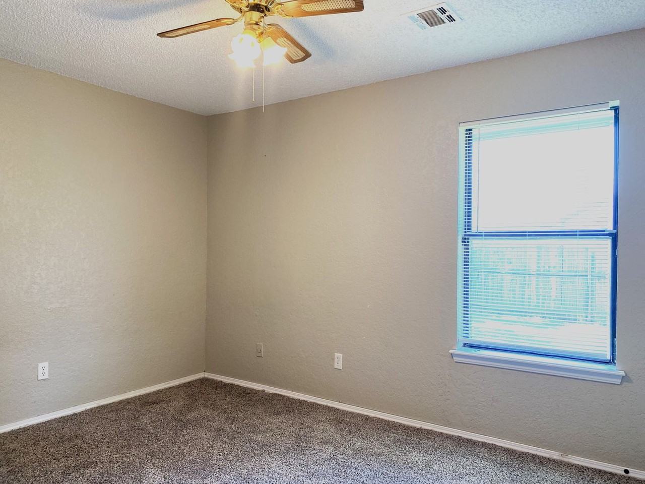 1120 Southwest 101st Street - Photo 7 of 9