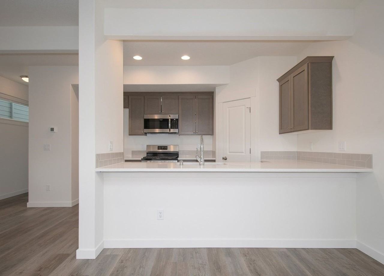 1115 N Auburn Pl - Photo 2 of 6