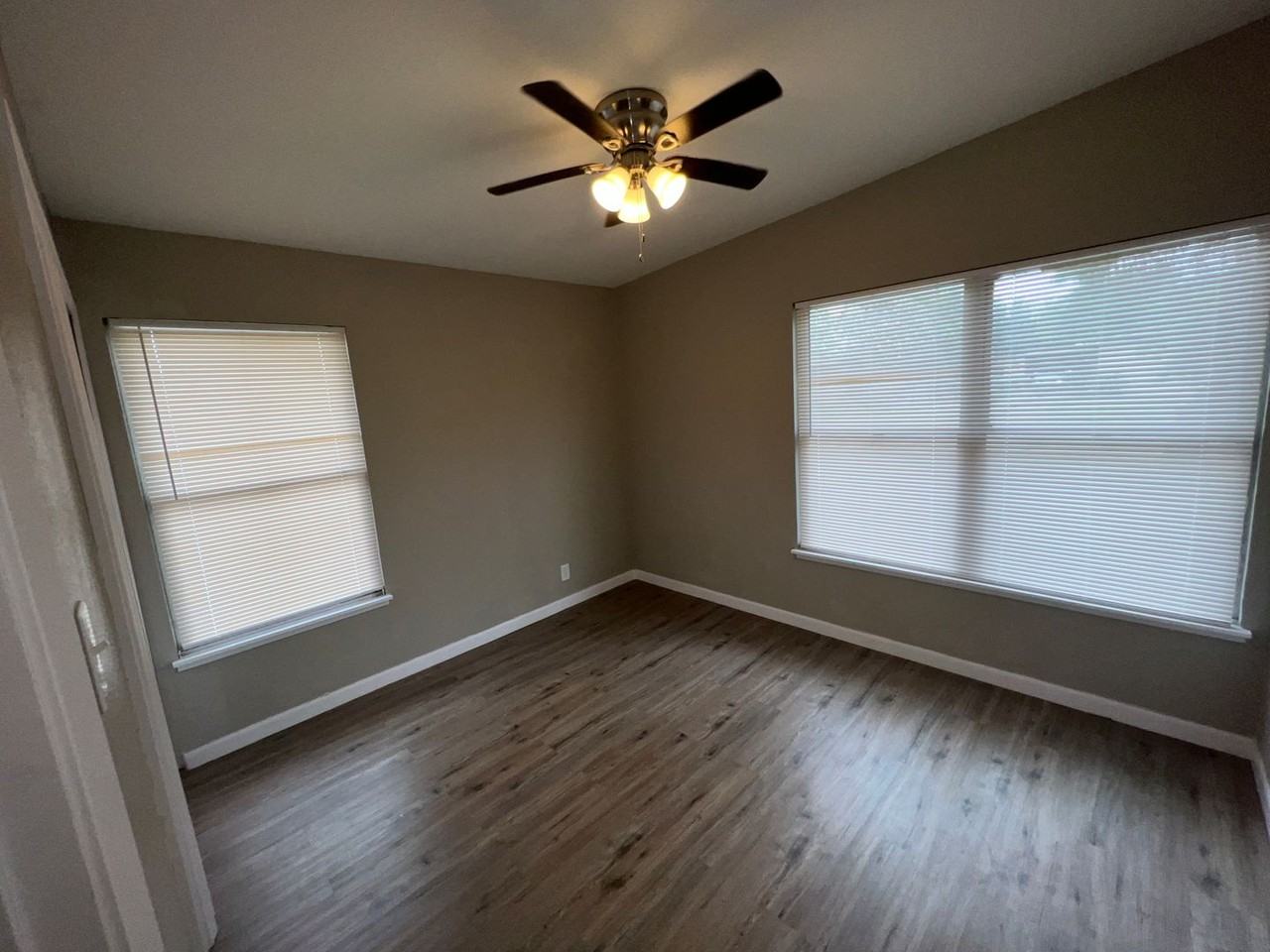 4845 Concord St - Photo 7 of 13