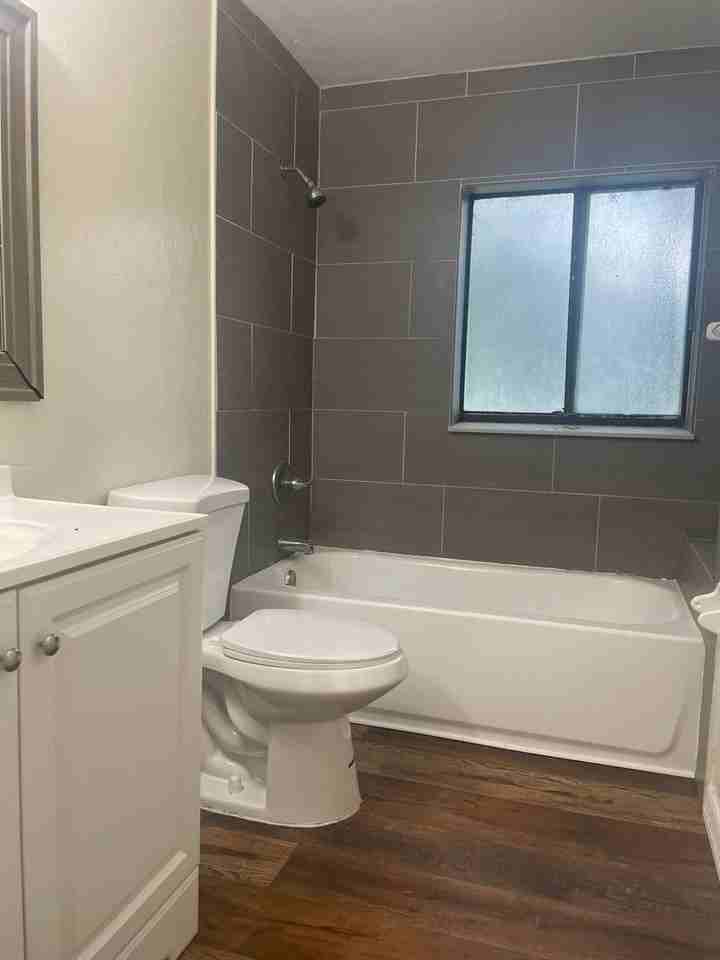 723 SW 69th Terrace - Photo 2 of 5