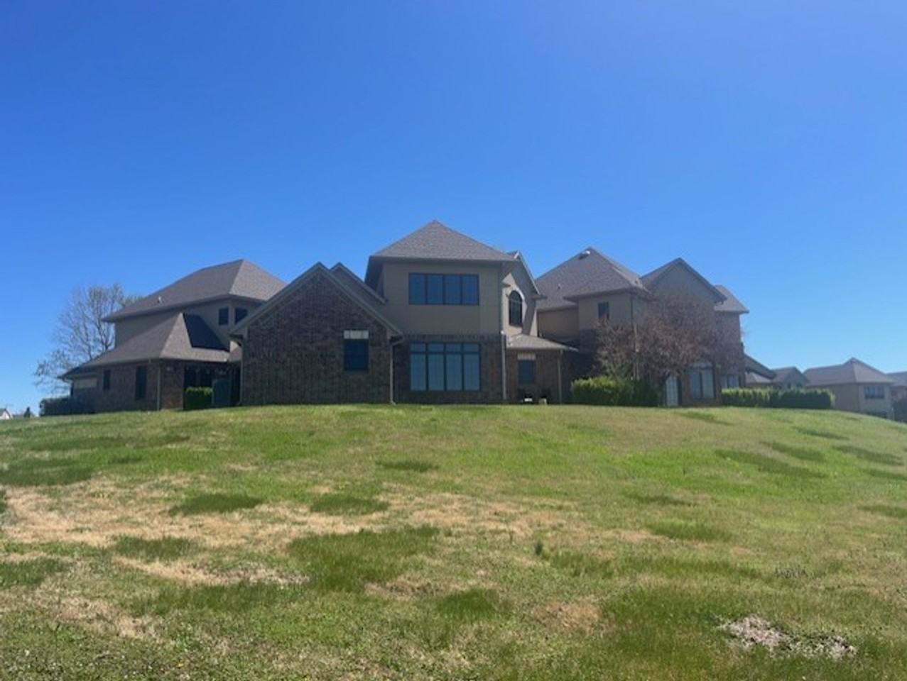 2638 S Everest Ave - Photo 3 of 28