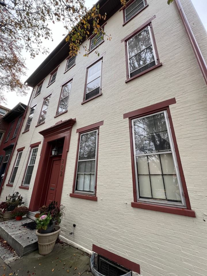 202 E Main St, Mt. Joy, PA - Photo 3 of 7