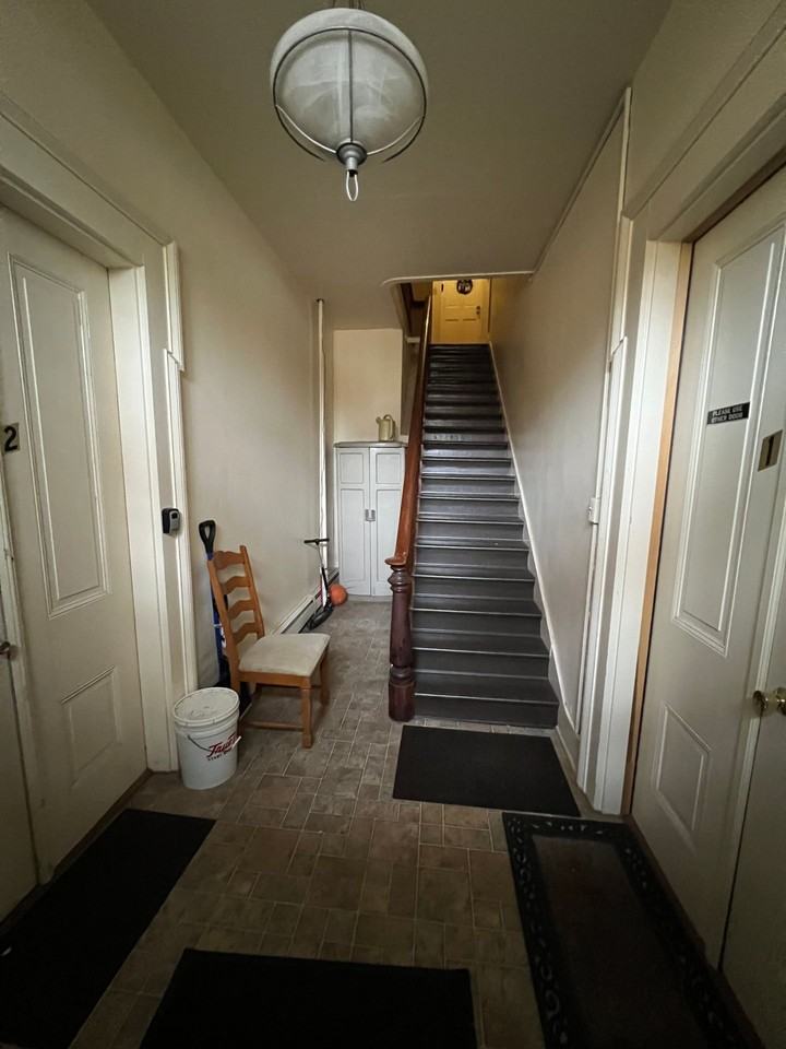 202 E Main St, Mt. Joy, PA - Photo 4 of 7