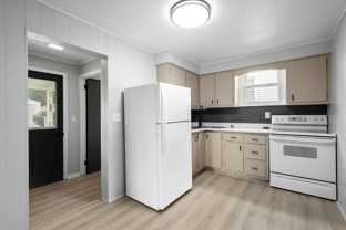 307 College St - Photo 1 of 1