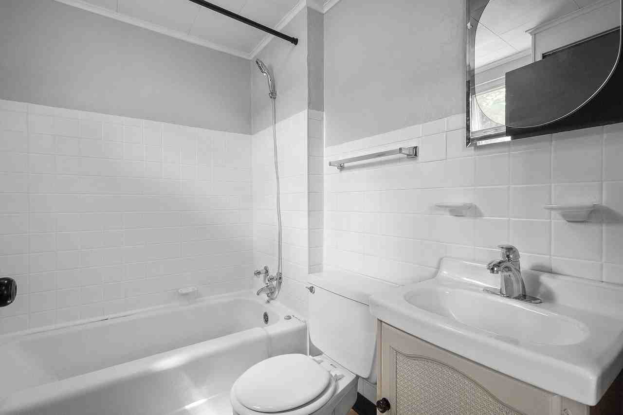 307 College St - Photo 3 of 22