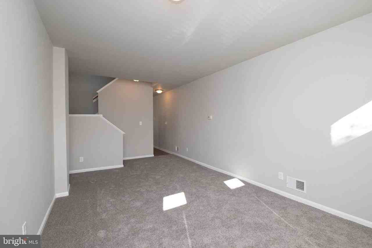 2312 Jefferson St - Photo 3 of 29