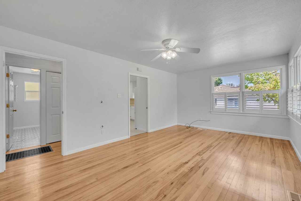 612 Orange Grove Way - Photo 4 of 27