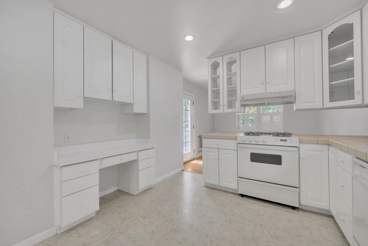 612 Orange Grove Way - Photo 6 of 27