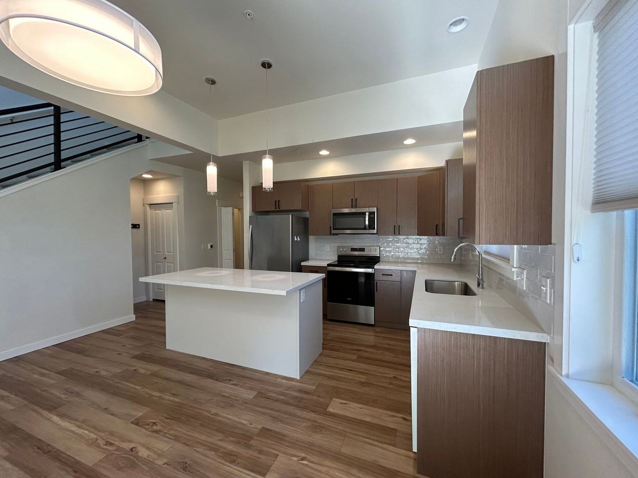 4234 Cameo Ln - Photo 3 of 37