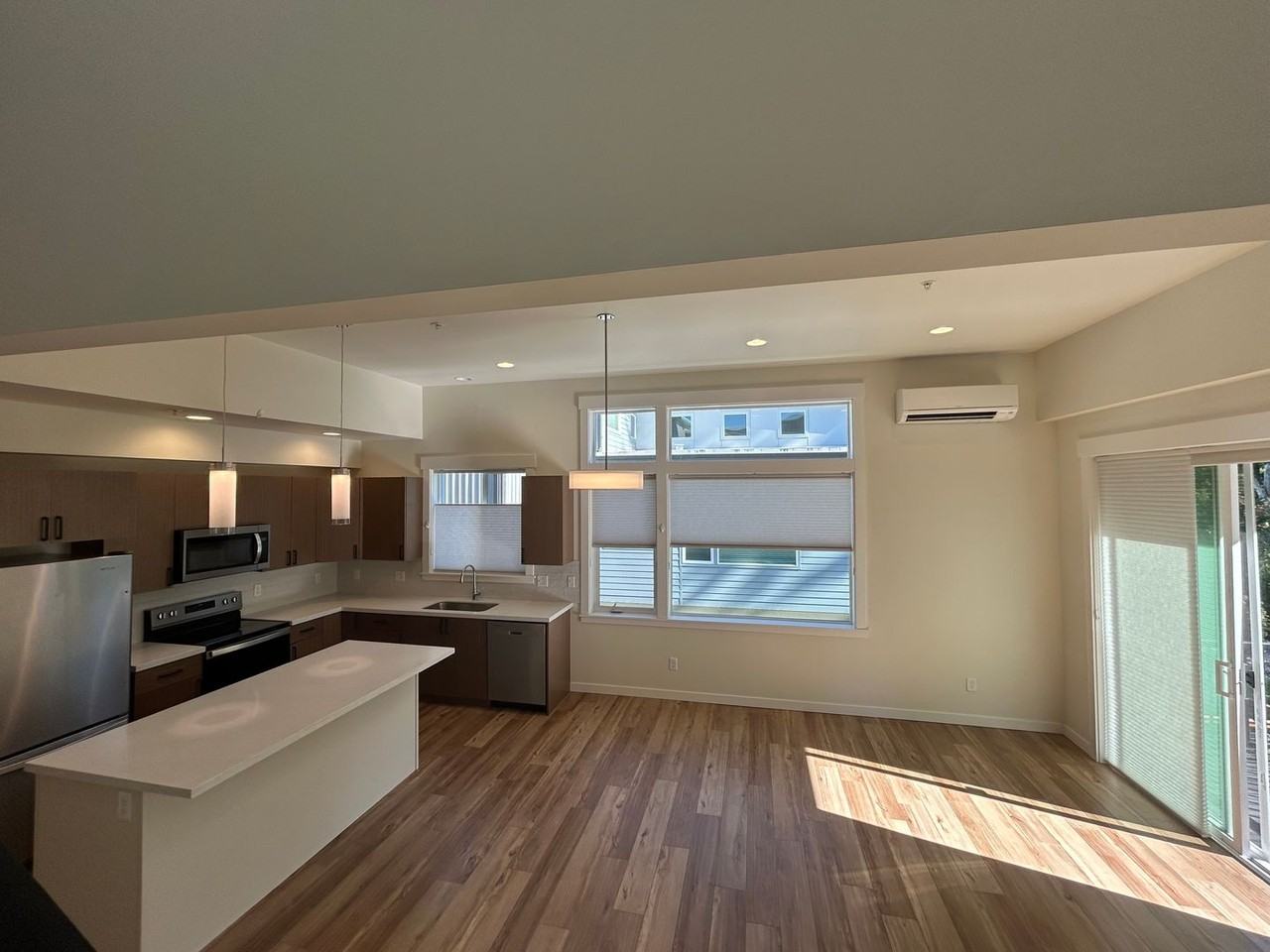 4234 Cameo Ln - Photo 7 of 37