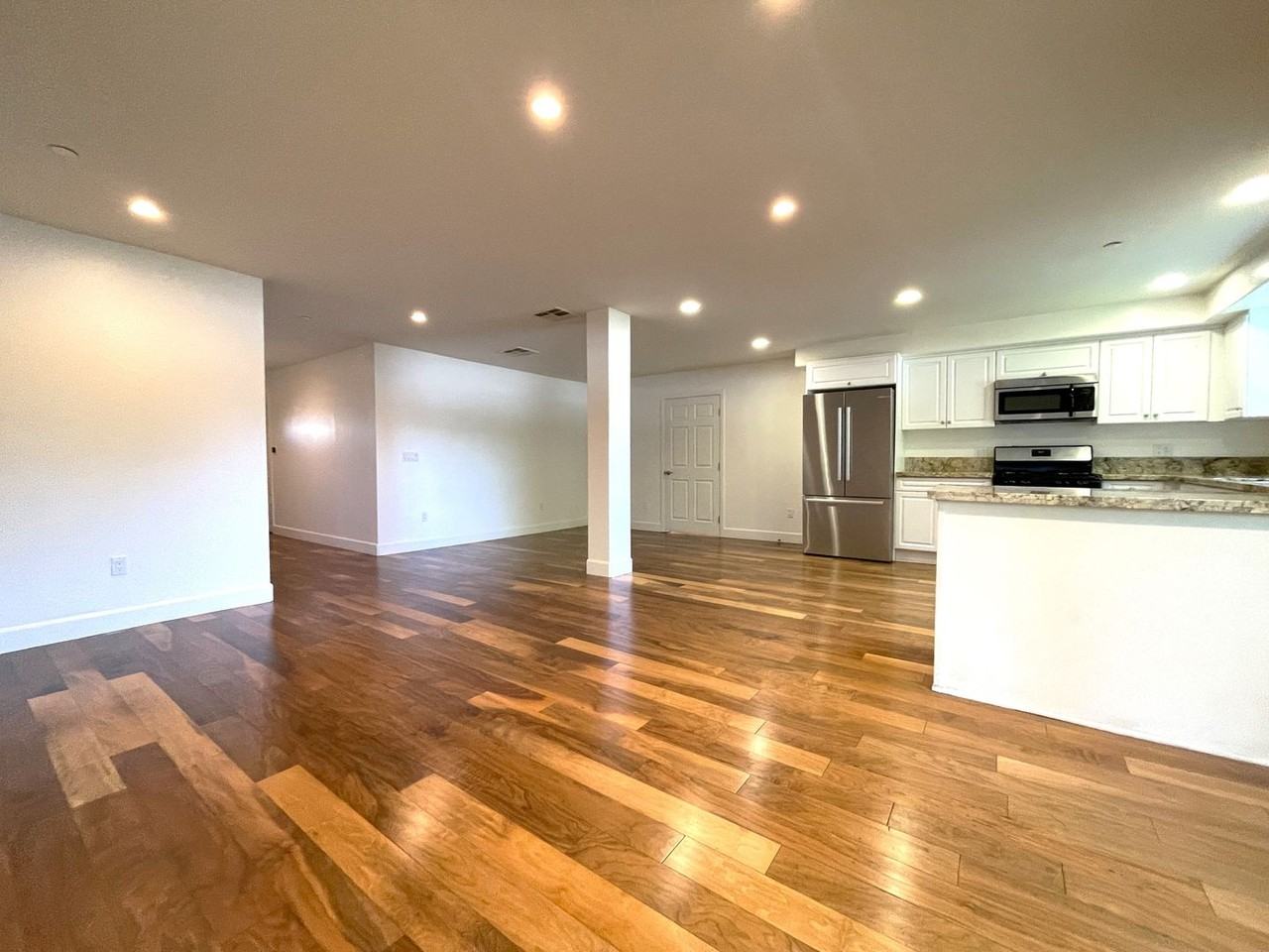 5315 Bellingham Ave #205 - Photo 2 of 27