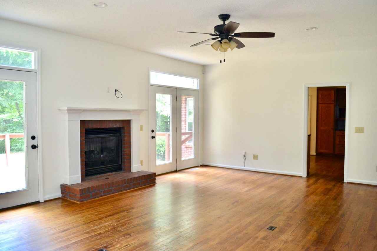7330 Society Hill Rd - Photo 6 of 34