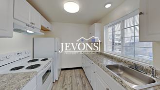 311 N 6th St Yakima, WA 98901 - Photo 1 of 1