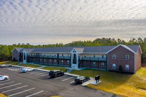 featured image of 325 Laurel Ln