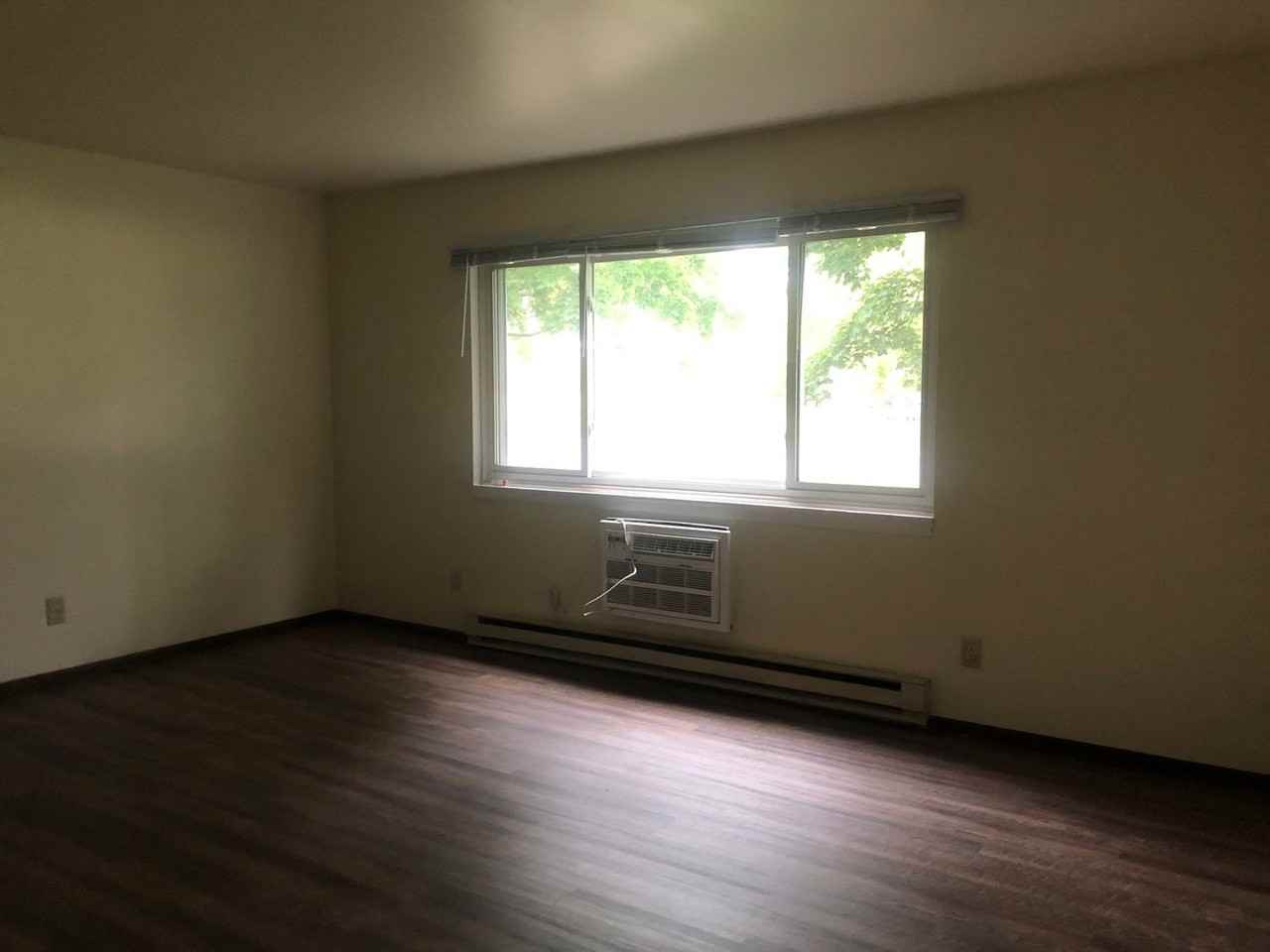 Marathon - 2096 Lilly Street - Photo 2 of 16