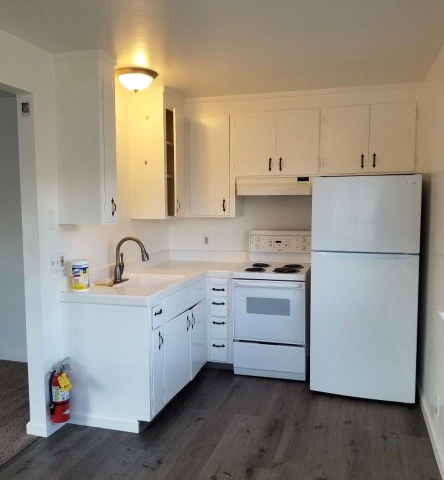 Eighth Street S. 68 - Photo 2 of 5