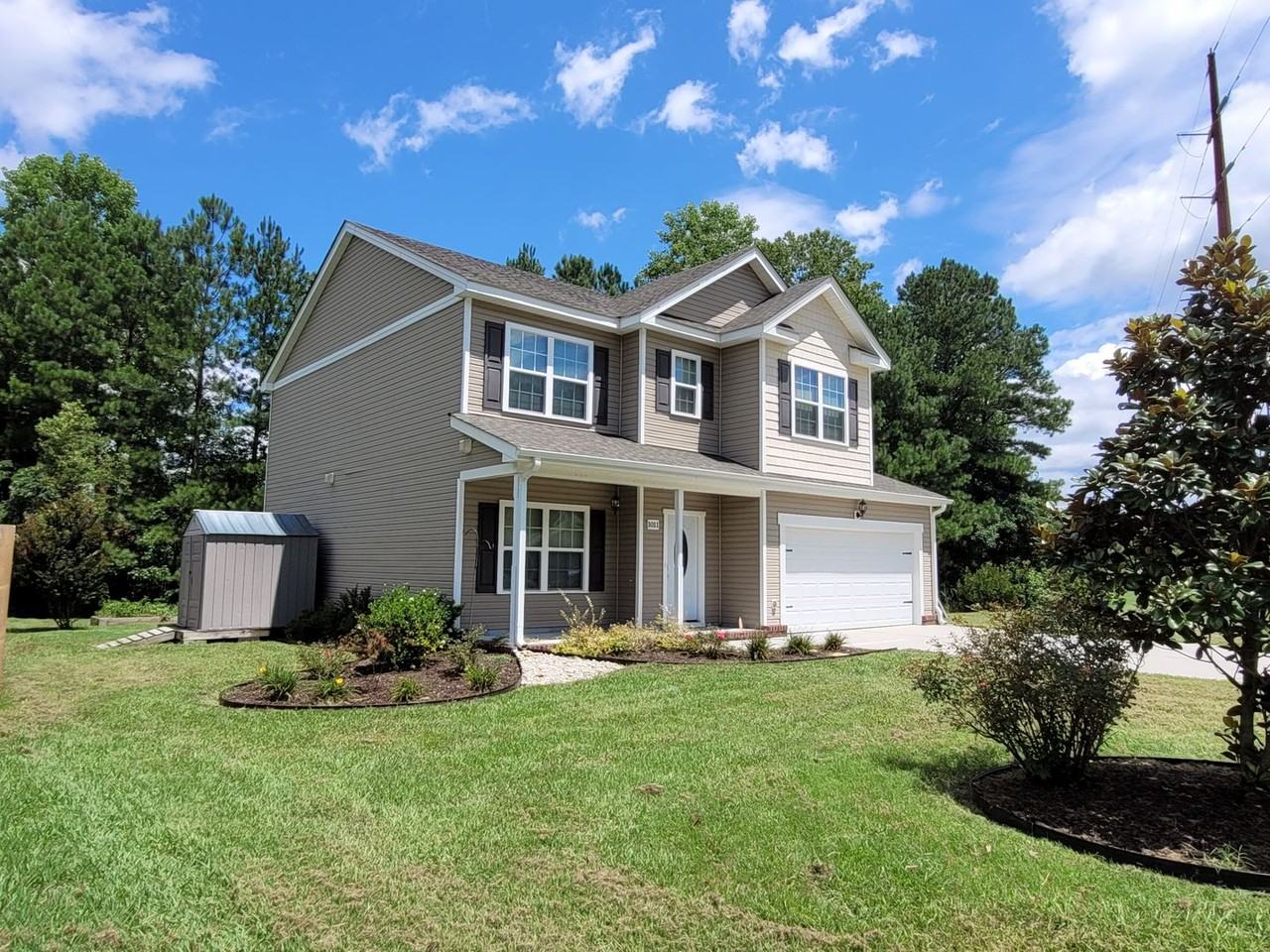 1011 Washington Dr - Photo 2 of 50
