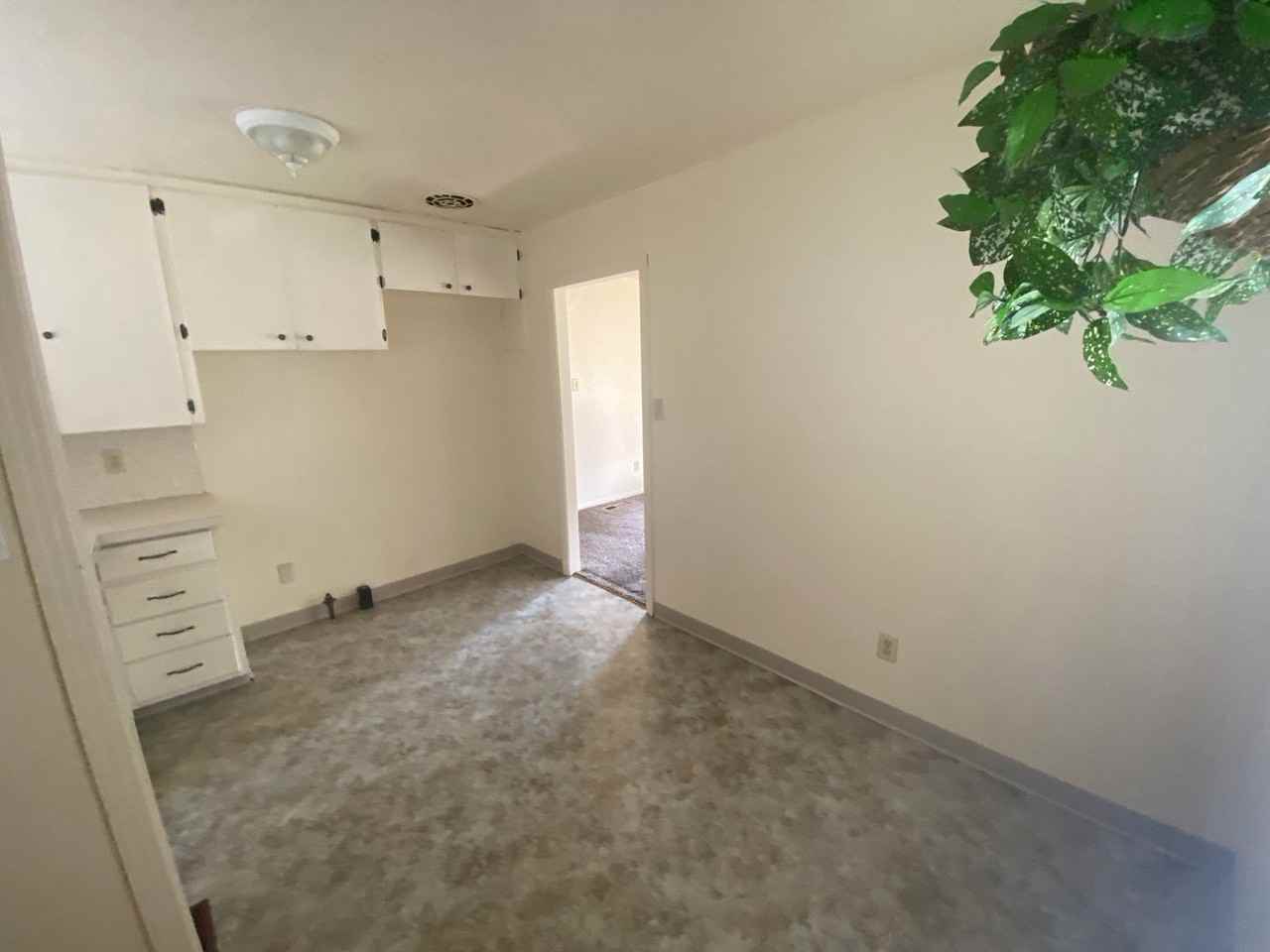 2900 Gano St - Photo 5 of 9