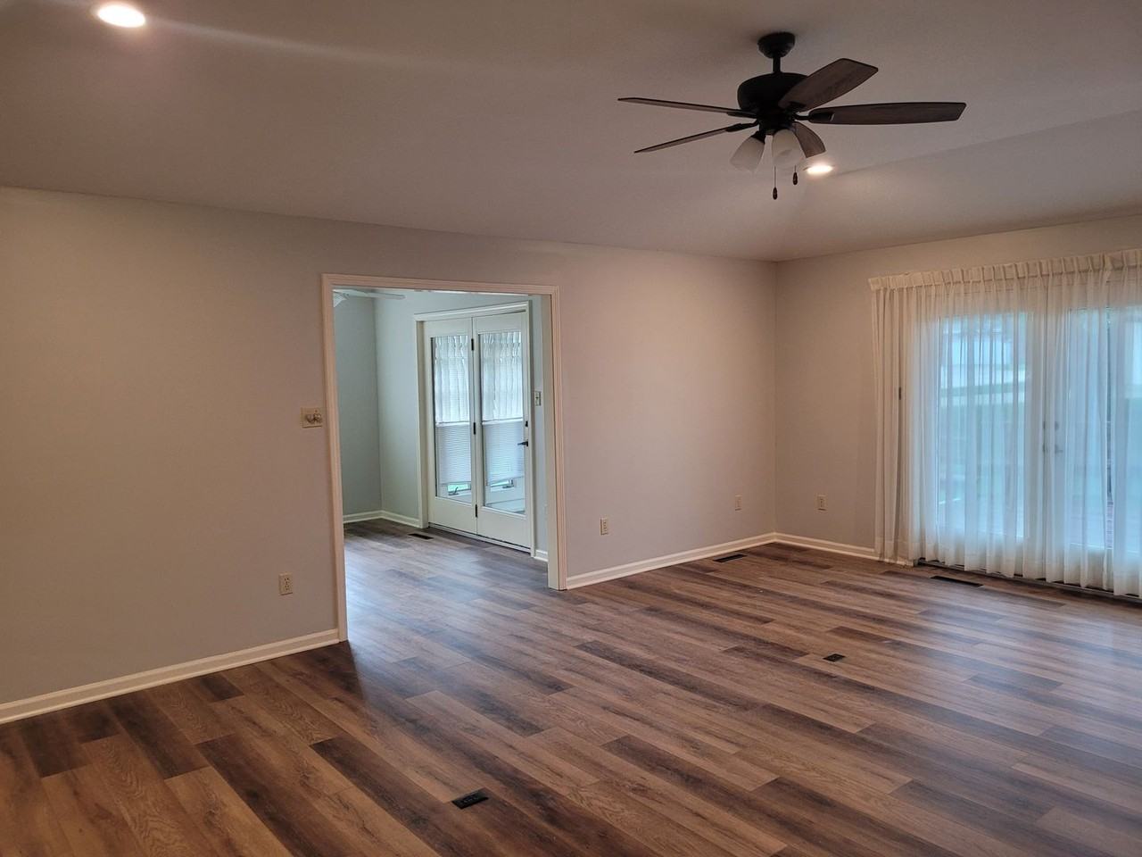 3607 Augusta Dr - Photo 4 of 17