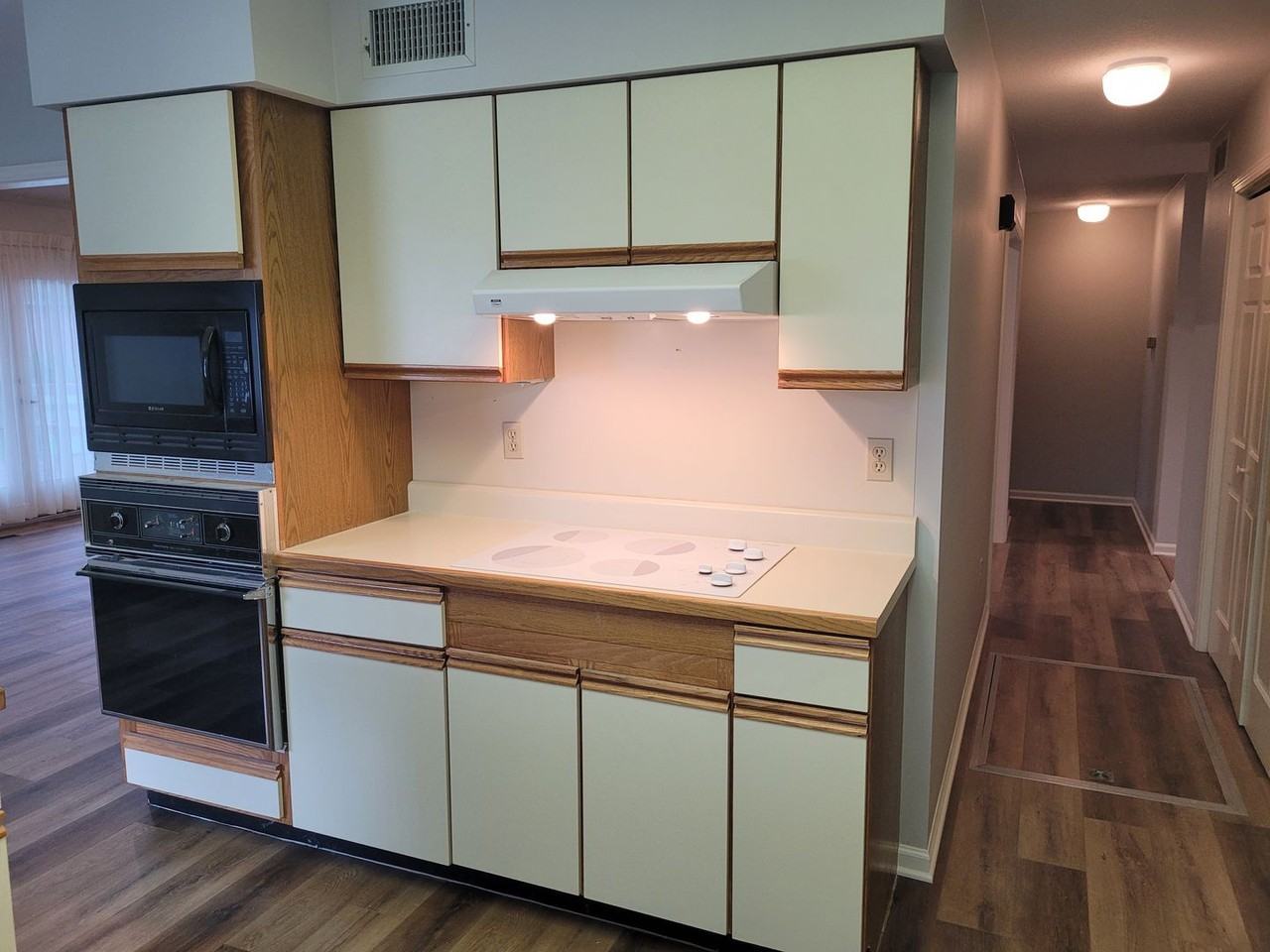 3607 Augusta Dr - Photo 5 of 17