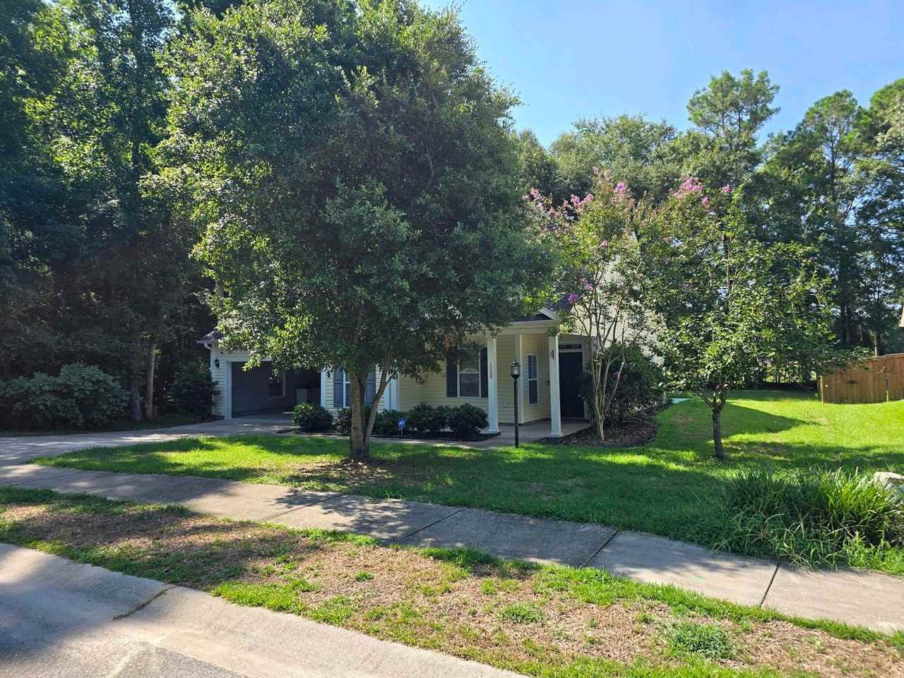 1509 Haystack Dr - Photo 2 of 21