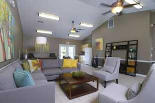 4260 Se 10th Pl - Photo 1 of 1