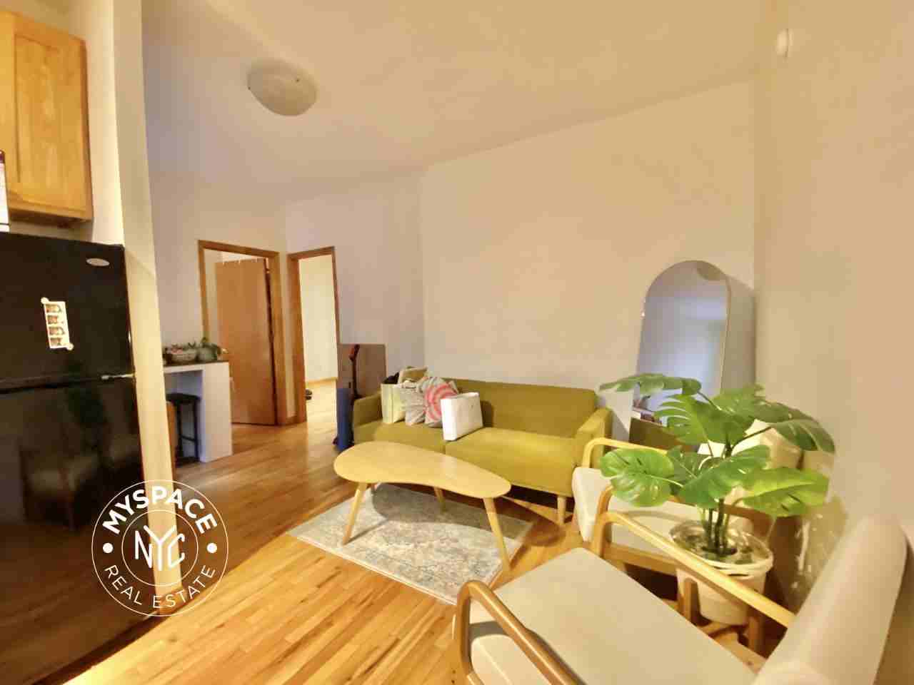 117 S 4th St #24 - Photo 4 of 6