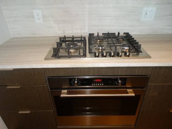 125 14th Street East - Photo 9