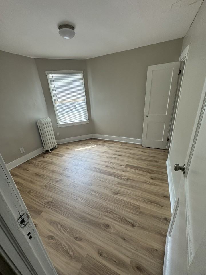 20 Bellevue Ter - Photo 3 of 13