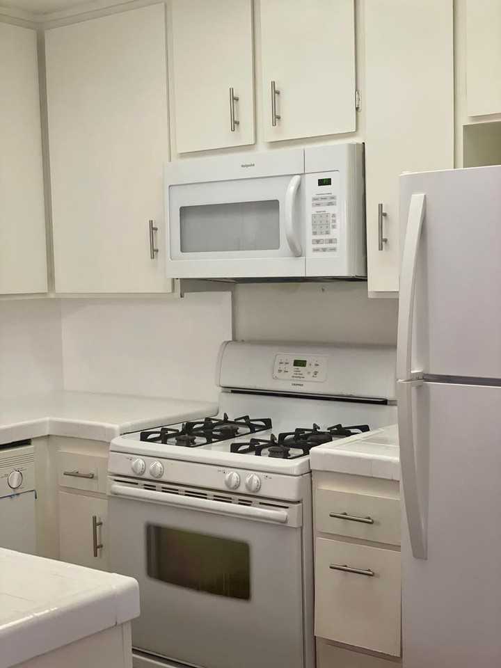 Las Palmas Villas - Photo 5 of 9