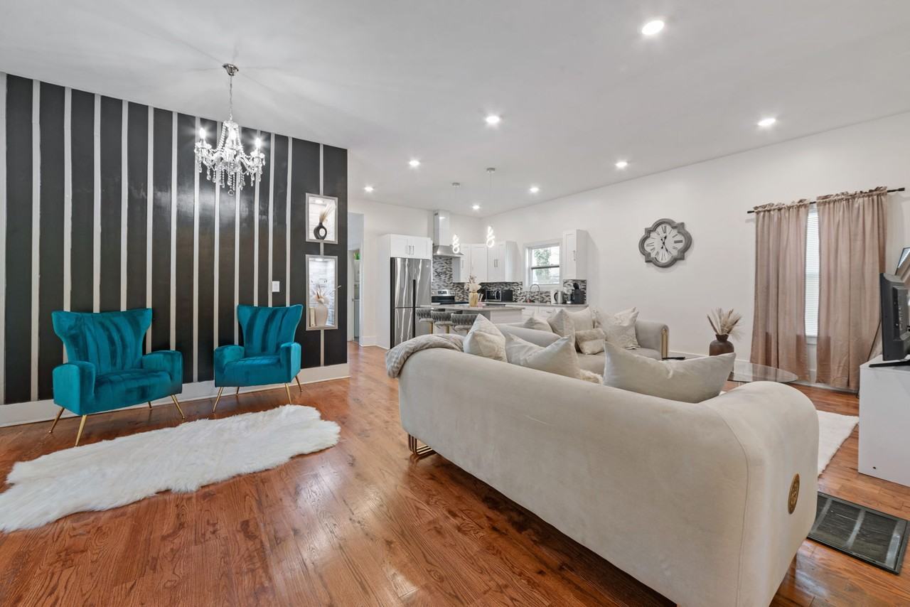 152 Joseph E Lowery Blvd Sw - Photo 3 of 13