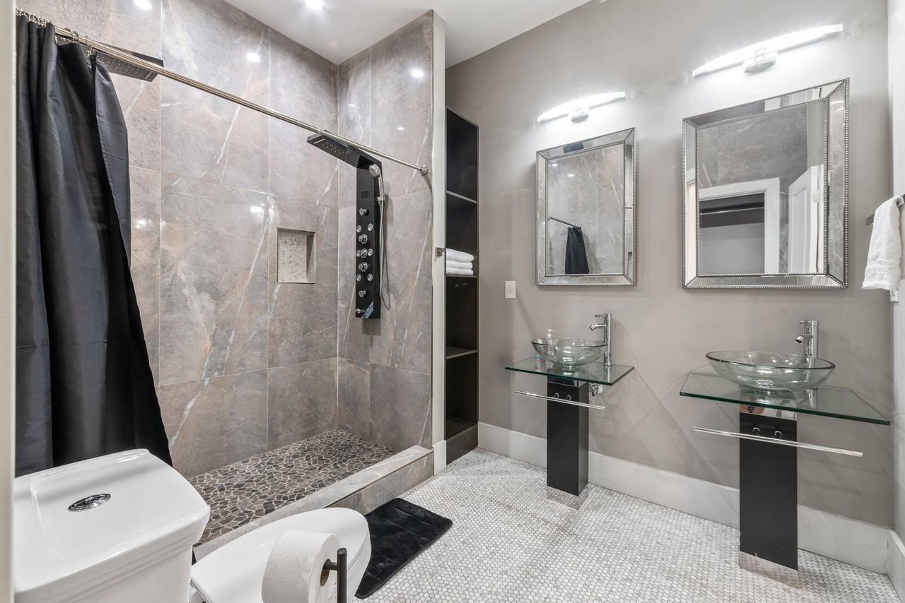 152 Joseph E Lowery Blvd Sw - Photo 2 of 13