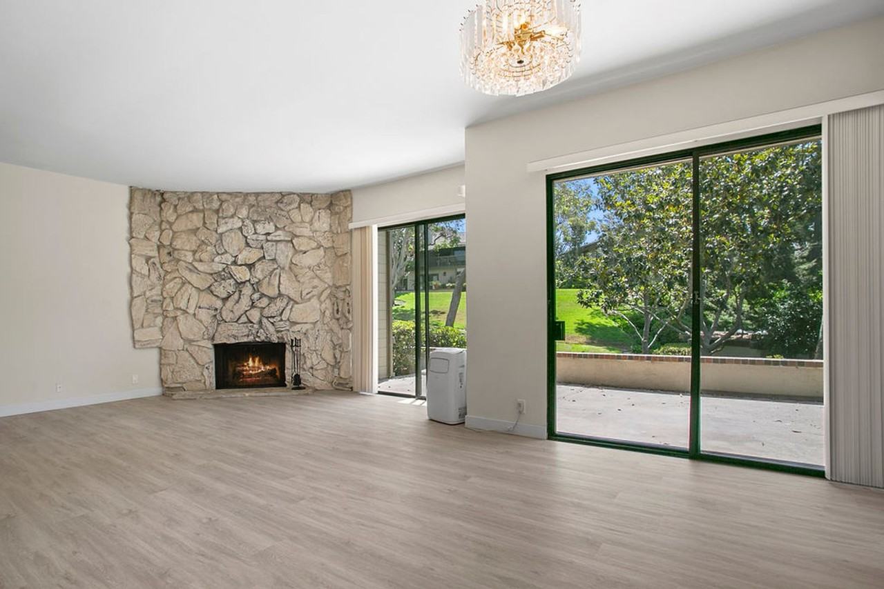 11 11 Viejo Irvine CA 92612 - Photo 2 of 24