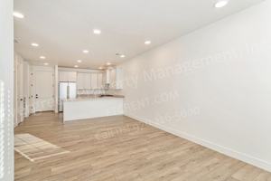 featured image of 3045 E Trilby Rd
