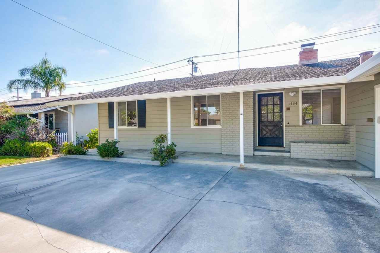1534 Crespi Dr - Photo 6 of 50