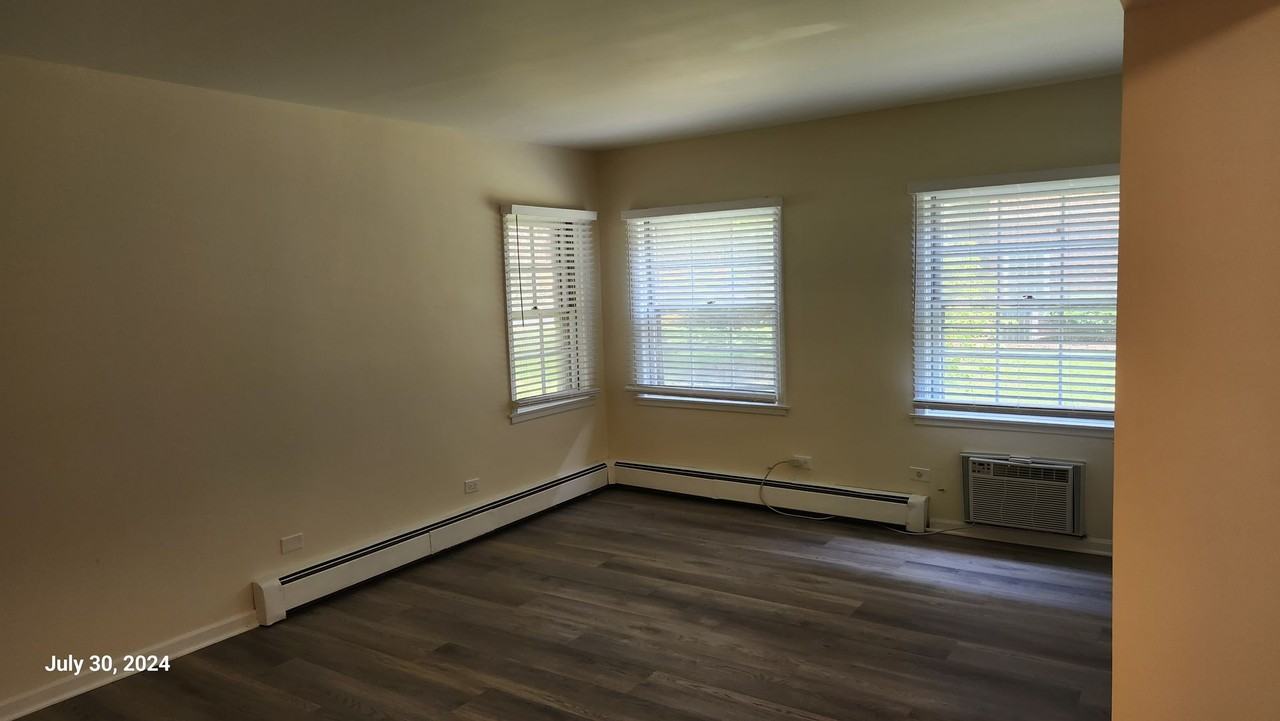 361 *2620 CENTRAL STREET LLC* - Photo 2 of 26