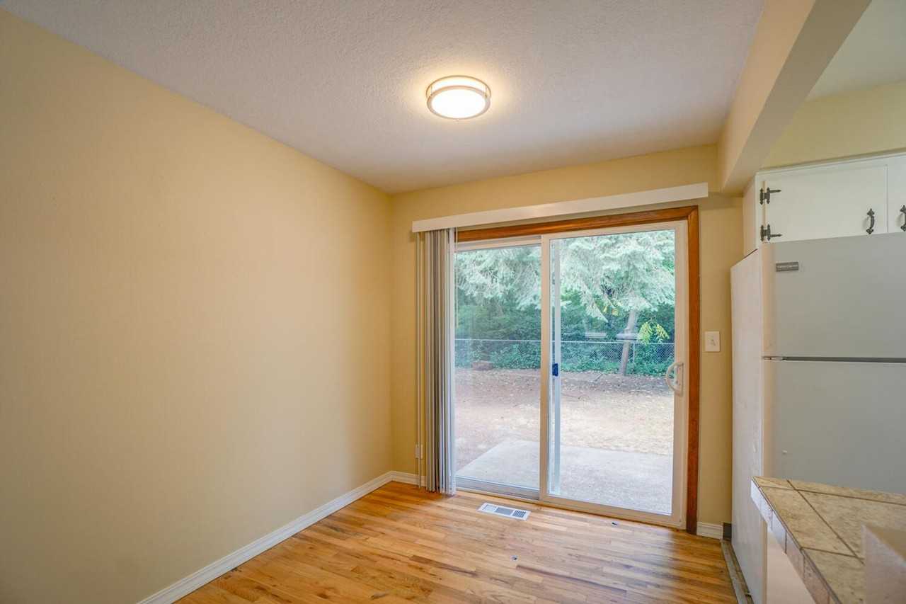 Kenny Woods - Photo 6 of 25
