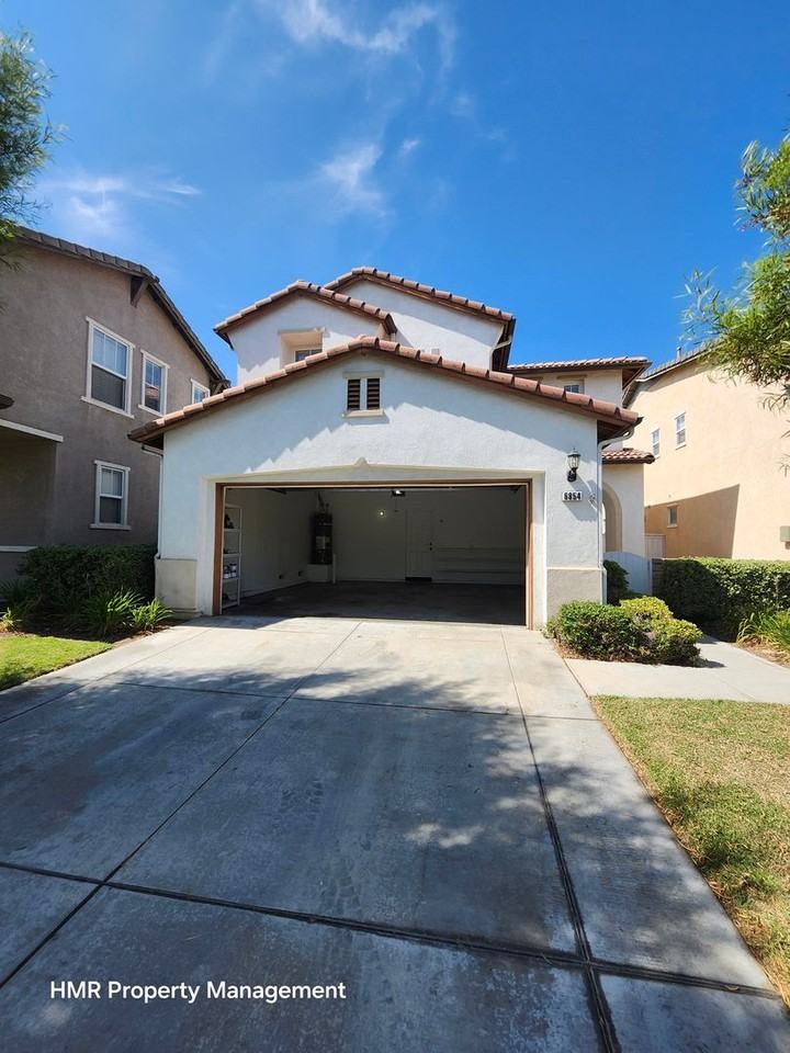 6854 Cosmos St - Photo 4 of 14