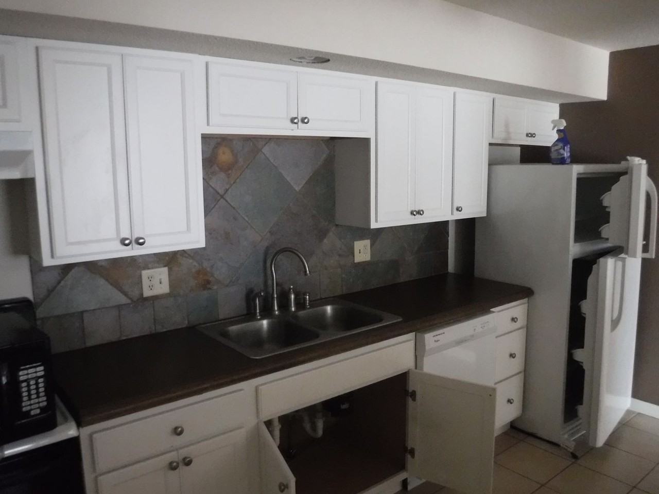 5th Street apartments - Photo 2 of 5