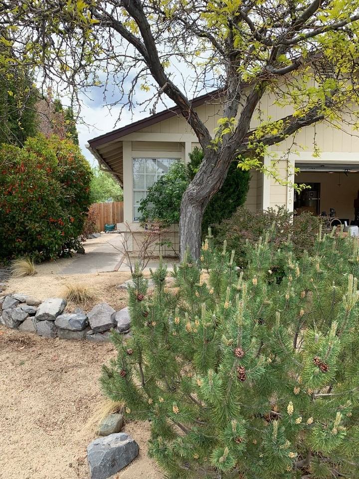 6210 Chesterfield Ln - Photo 2 of 46