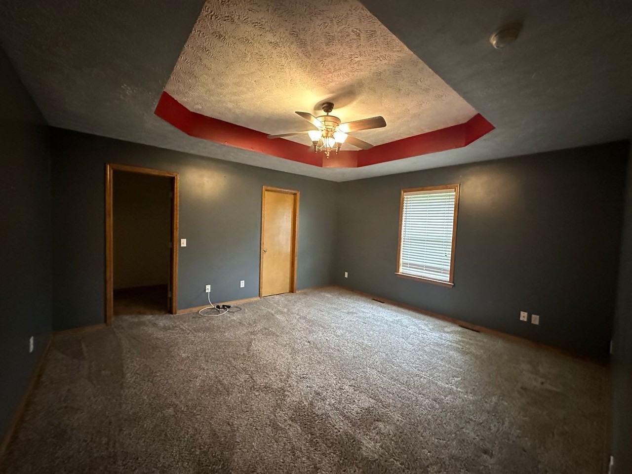 2559 North West Avenue - Photo 4 of 8