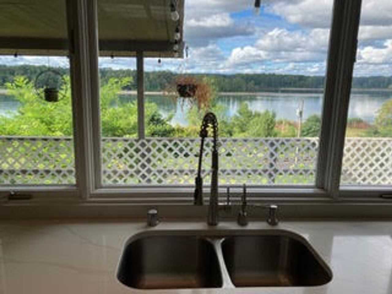 5002 Sw 6th Ave - Photo 3 of 20