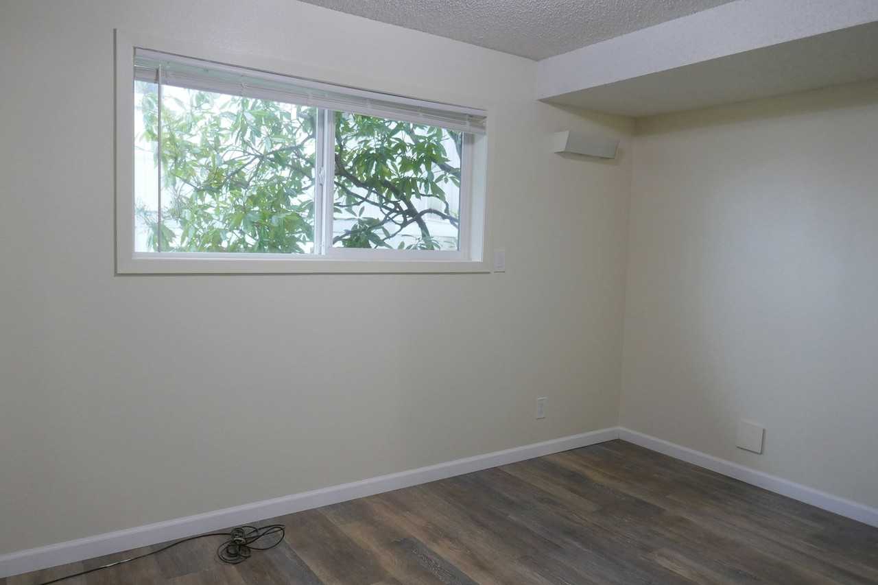 3926 Grand Ave - Photo 4 of 7