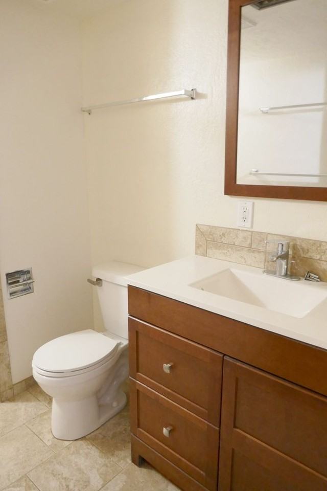 3926 Grand Ave - Photo 6 of 7