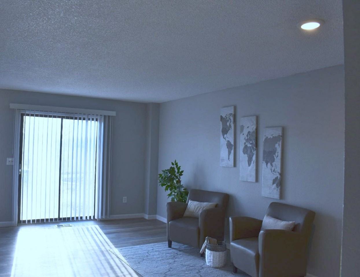 Updated 2 bedroom unit across the street from Riverbend Park! - Photo 4 of 10