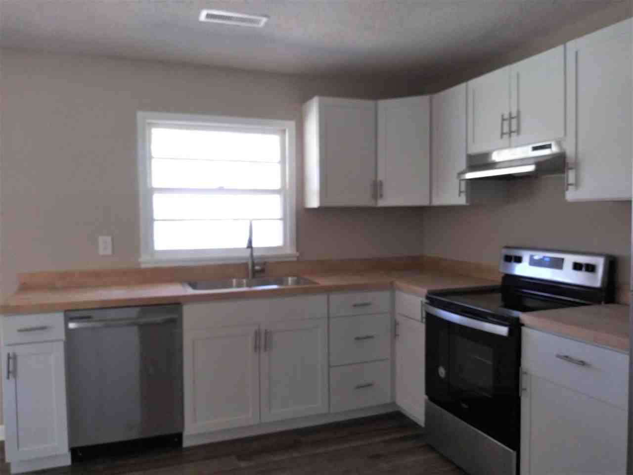 506 Ewell St Sw - Photo 3 of 10