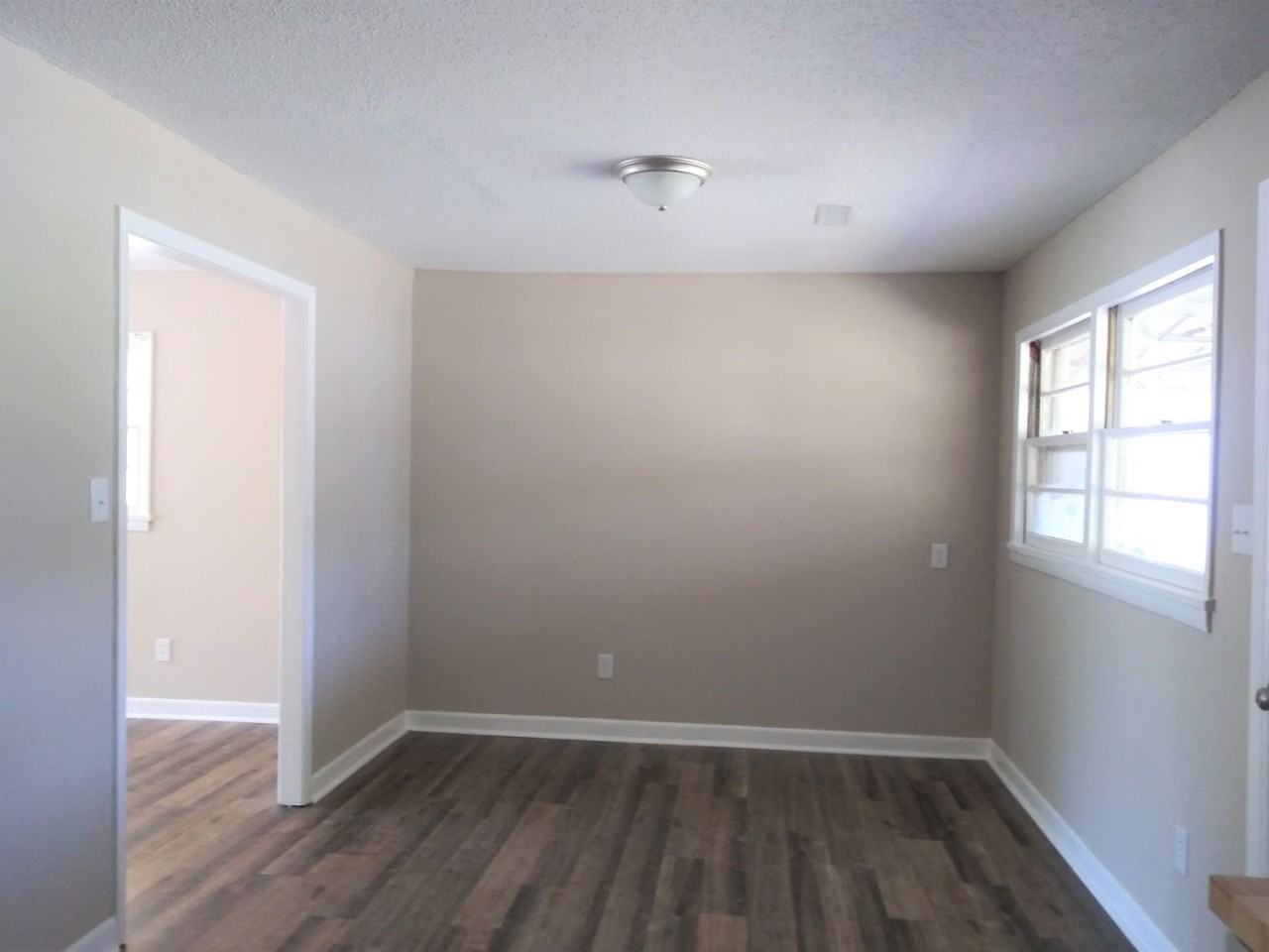 506 Ewell St Sw - Photo 4 of 10